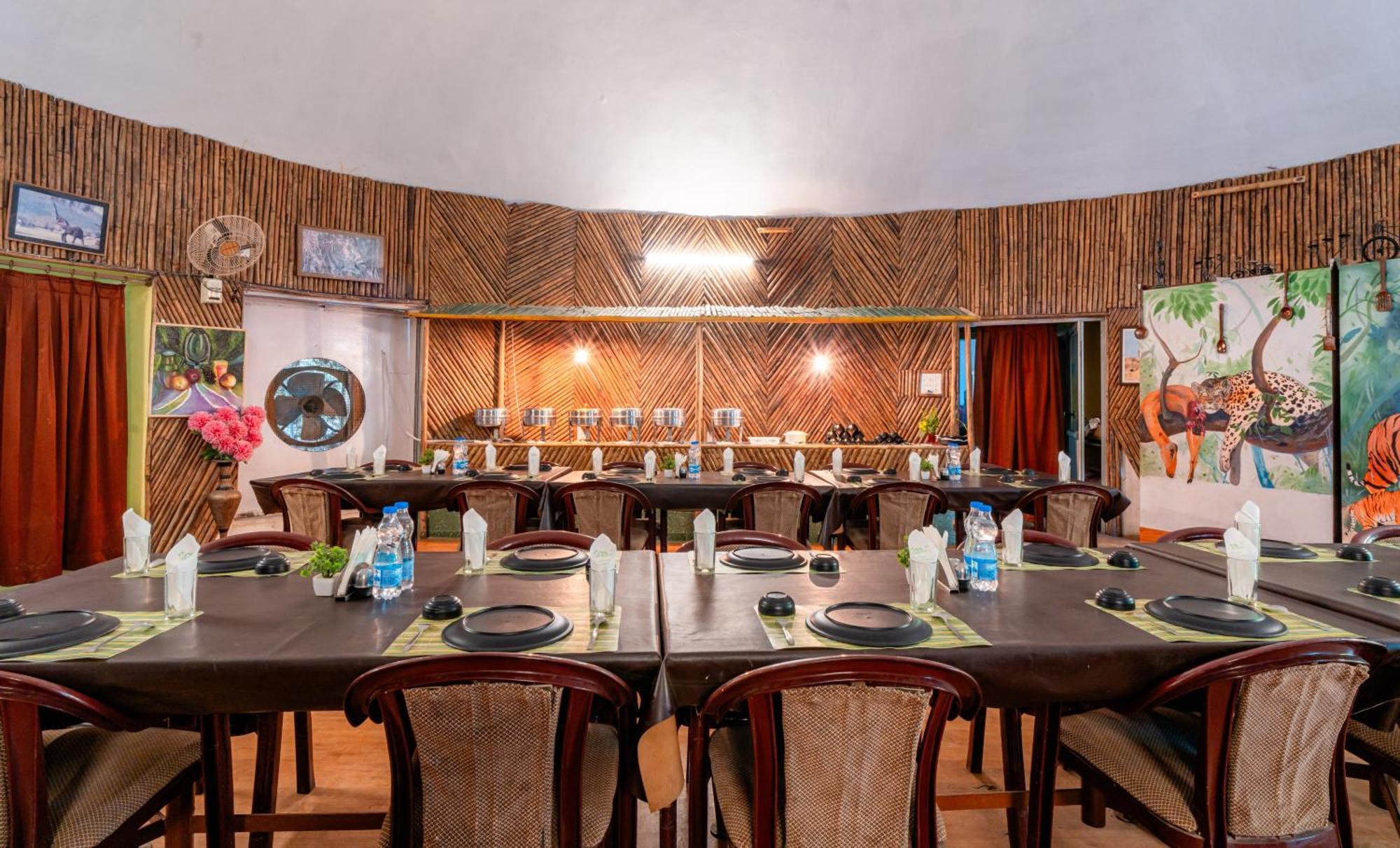 Hotel Treebo Premium Mowgli'S Den, Pench à Khawāsa Extérieur photo