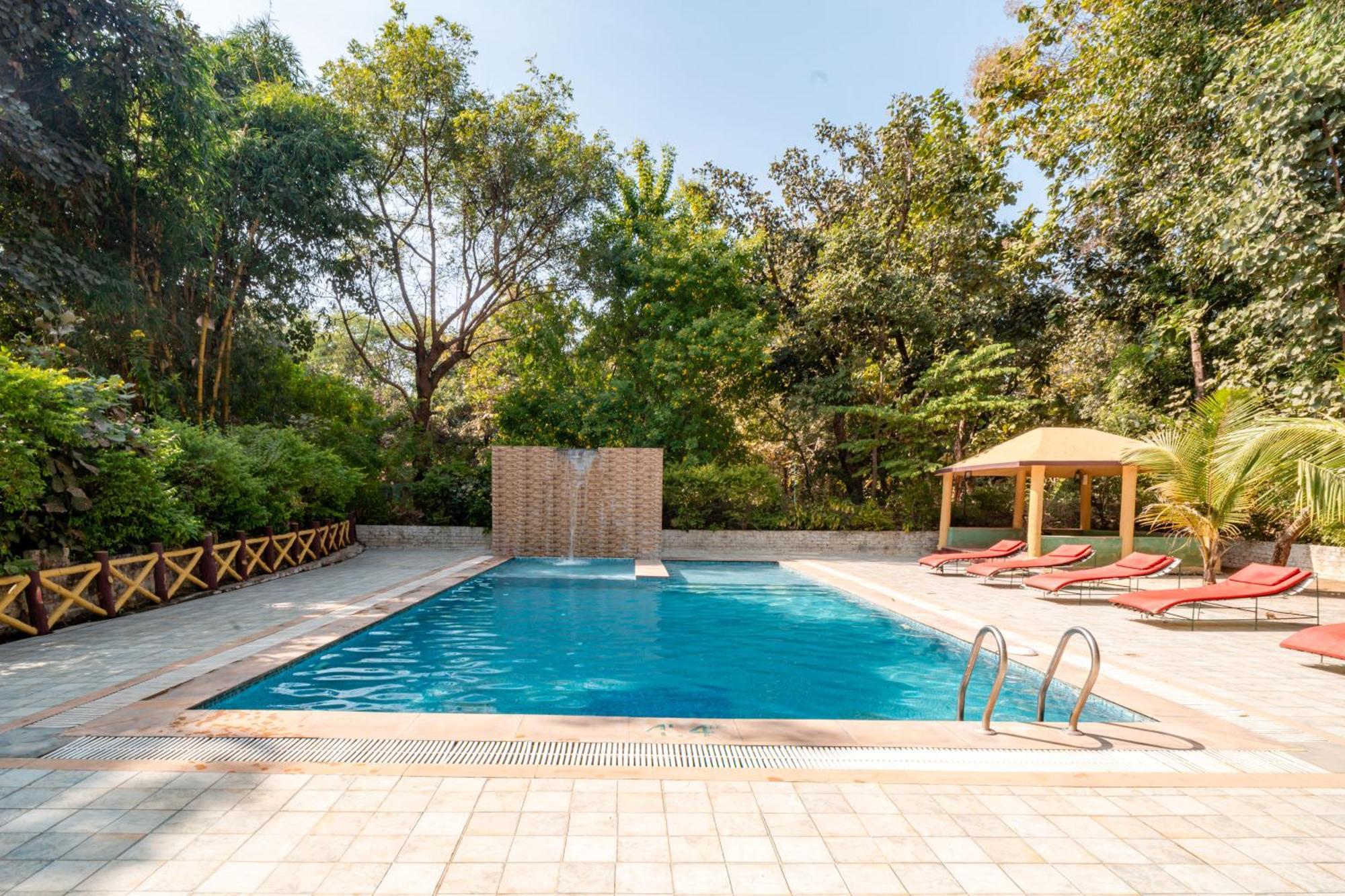 Hotel Treebo Premium Mowgli'S Den, Pench à Khawāsa Extérieur photo