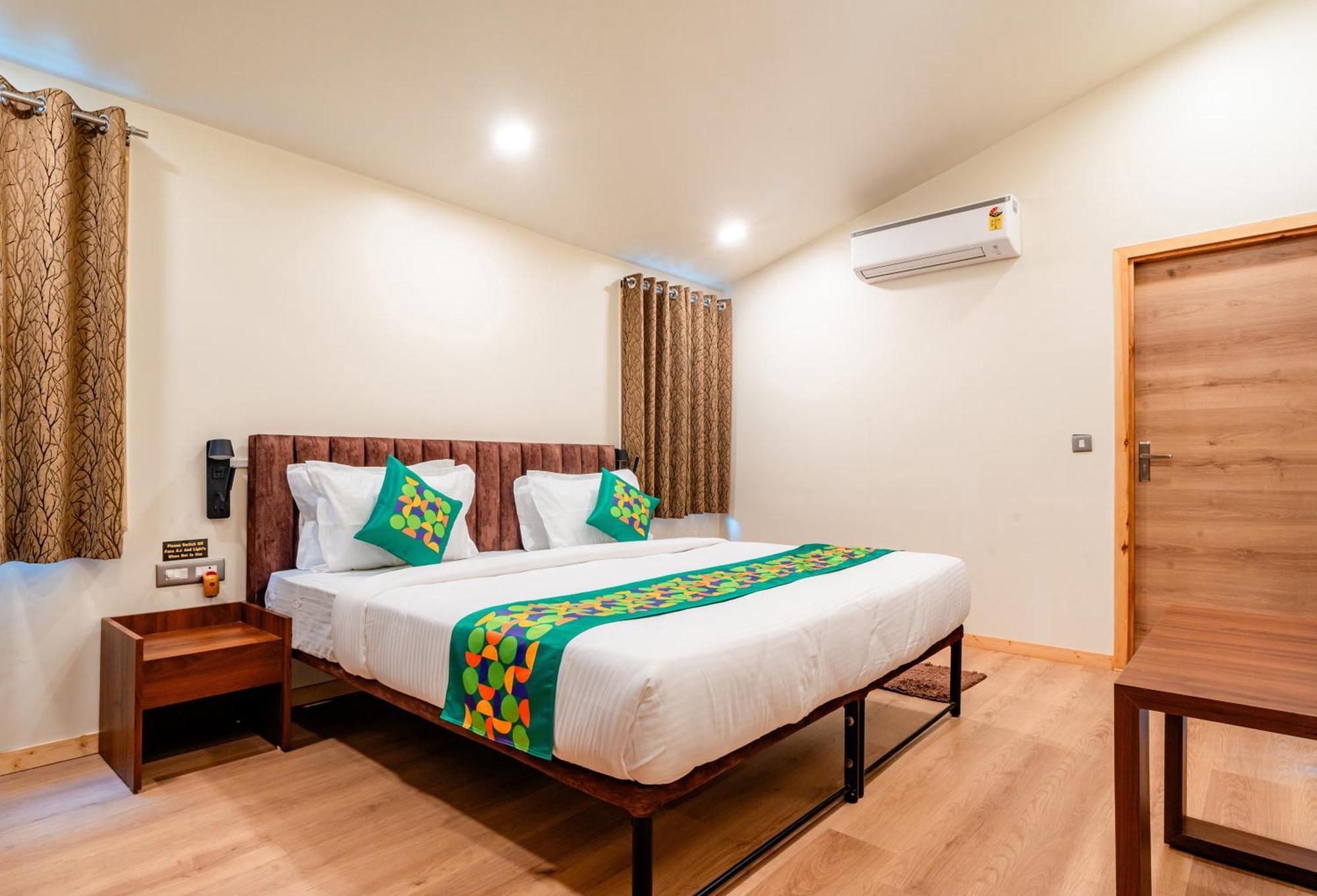 Hotel Treebo Premium Mowgli'S Den, Pench à Khawāsa Extérieur photo