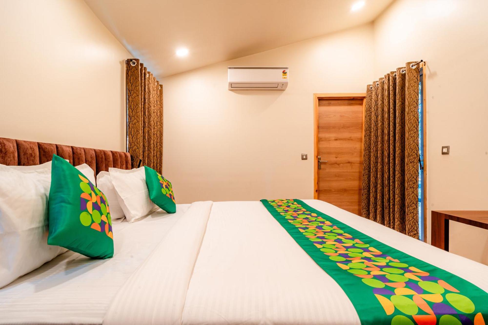 Hotel Treebo Premium Mowgli'S Den, Pench à Khawāsa Extérieur photo