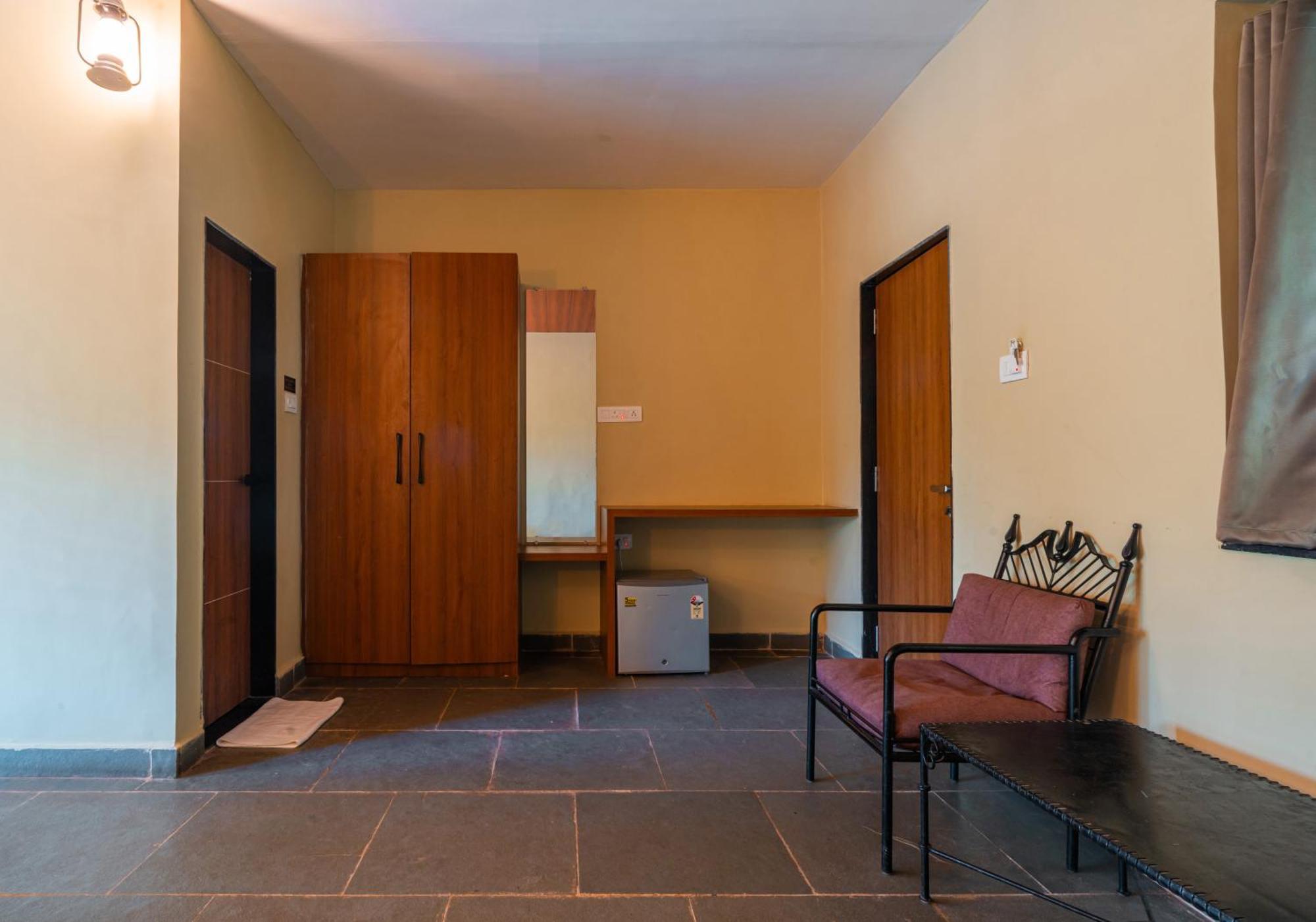 Hotel Treebo Premium Mowgli'S Den, Pench à Khawāsa Extérieur photo