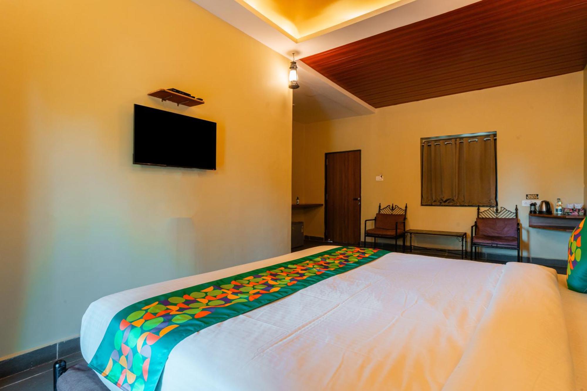 Hotel Treebo Premium Mowgli'S Den, Pench à Khawāsa Extérieur photo
