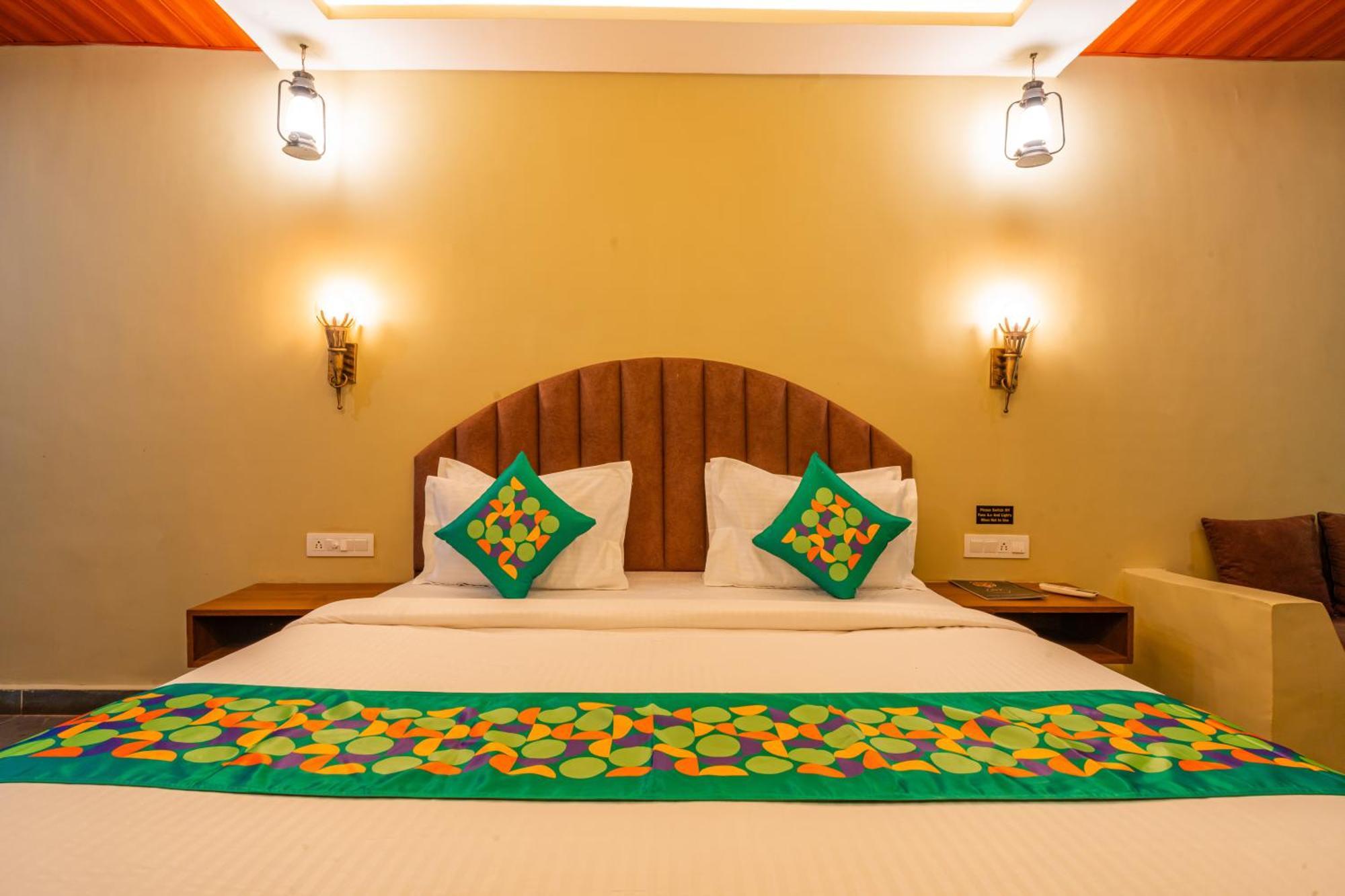Hotel Treebo Premium Mowgli'S Den, Pench à Khawāsa Extérieur photo